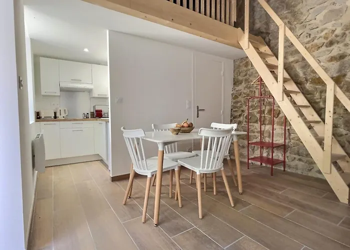 Le Relais De Crussol 3* 圣佩赖